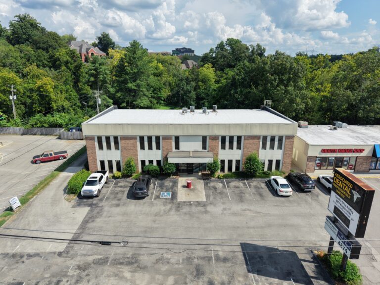8874 Kingston Pike Knoxville, TN