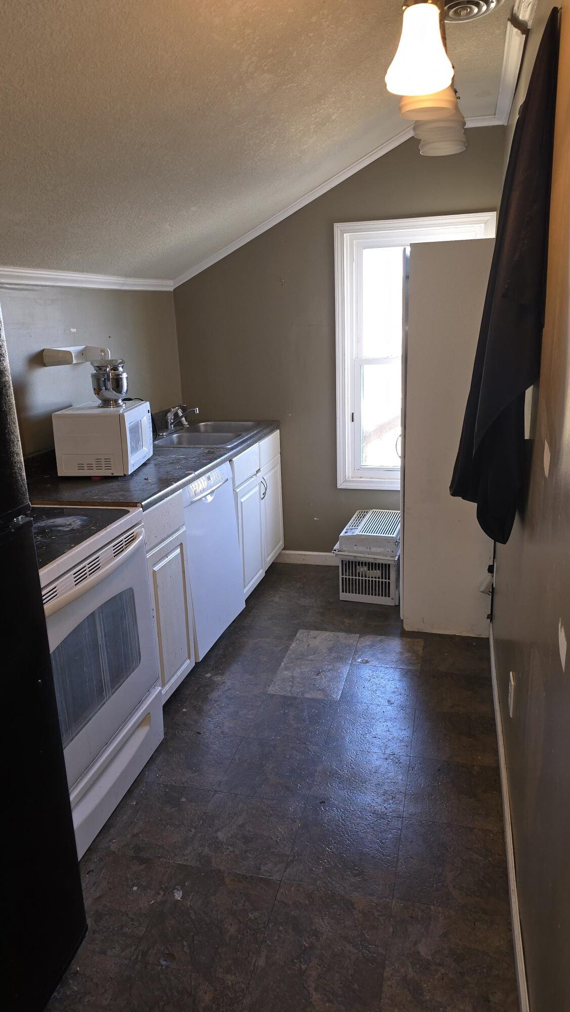 221 – 223 Market Street Johnson City Tennessee
