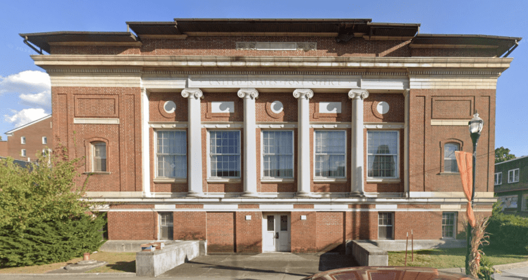 502 N. Roane Street