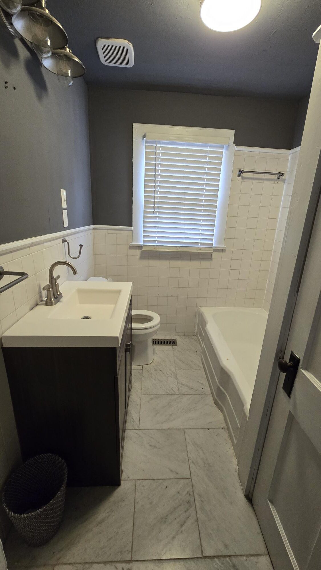 2715 Sanderson