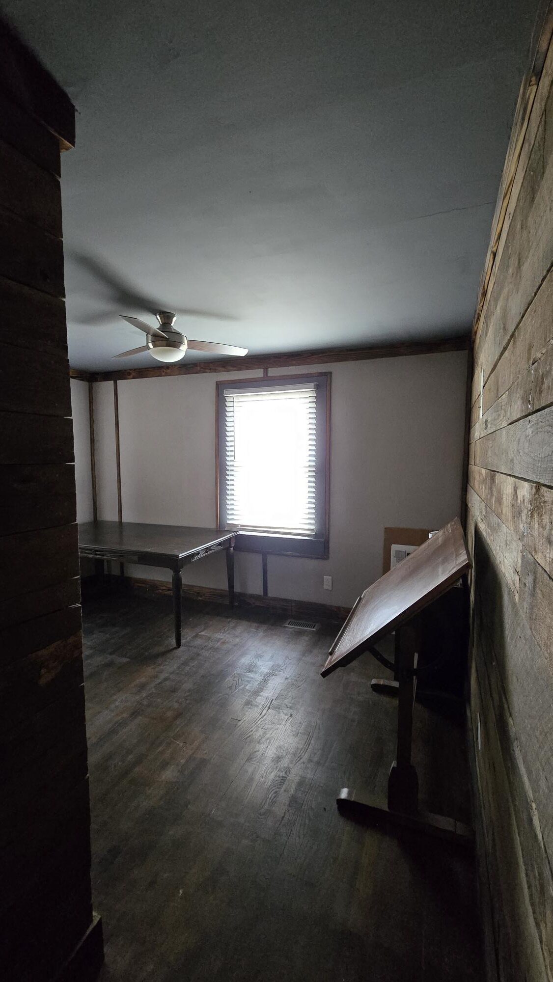 2715 Sanderson