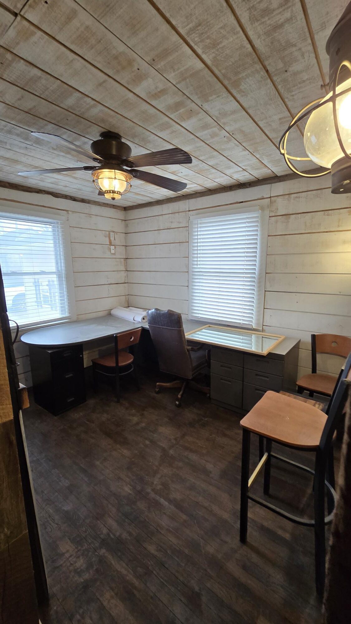 2715 Sanderson