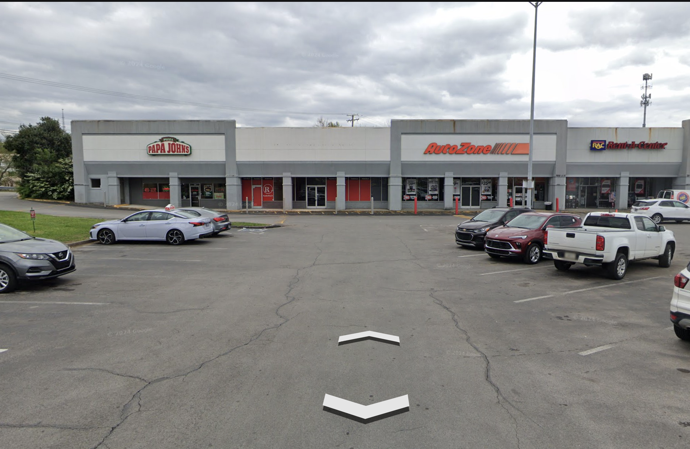 320 S Illinois Ave Oak Ridge, TN 37830 – Investor