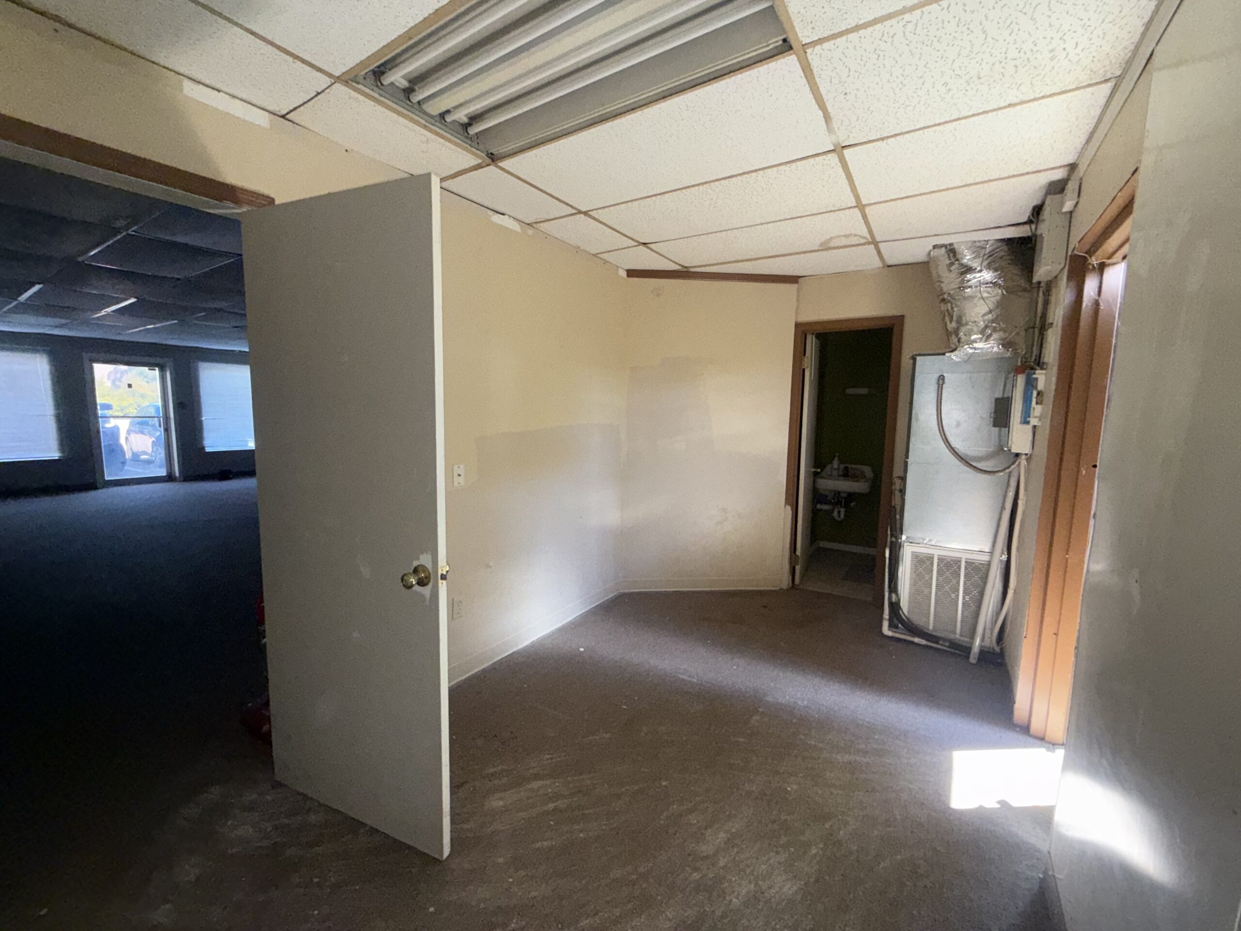 5708 Kingston Pike | Suite 2